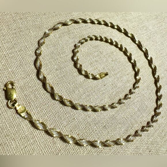 Italian 925 Sterling Silver & Gold-Tone Twisted Rope Chain – 18.5” - Picture 15 of 17